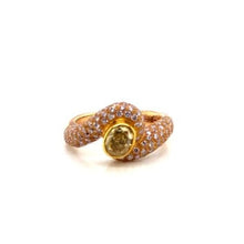 Load image into Gallery viewer, 18k pink gold rink s/w fancy intense diamond and pink diamond