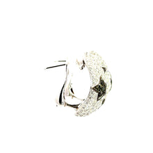 Load image into Gallery viewer, Earrings 18KWGOLD s/w Black & White Diamond.