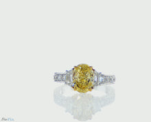 Load and play video in Gallery viewer, H.M Ring PT950&amp;18ky gold s/w Fancy intense yellow Diamond
