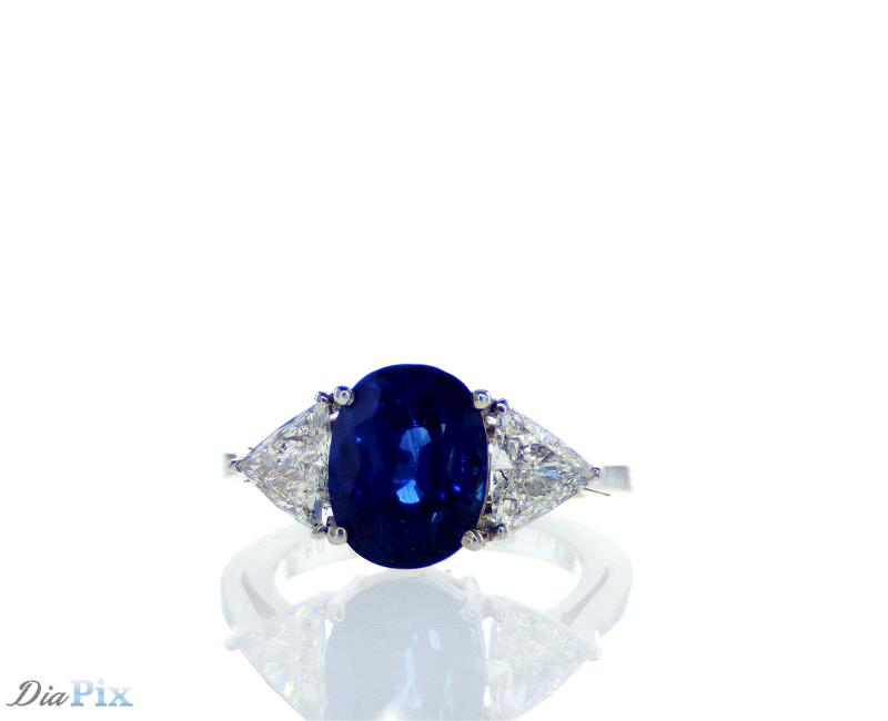 RING PT950 s/w Blue Sapphire &Diamond .